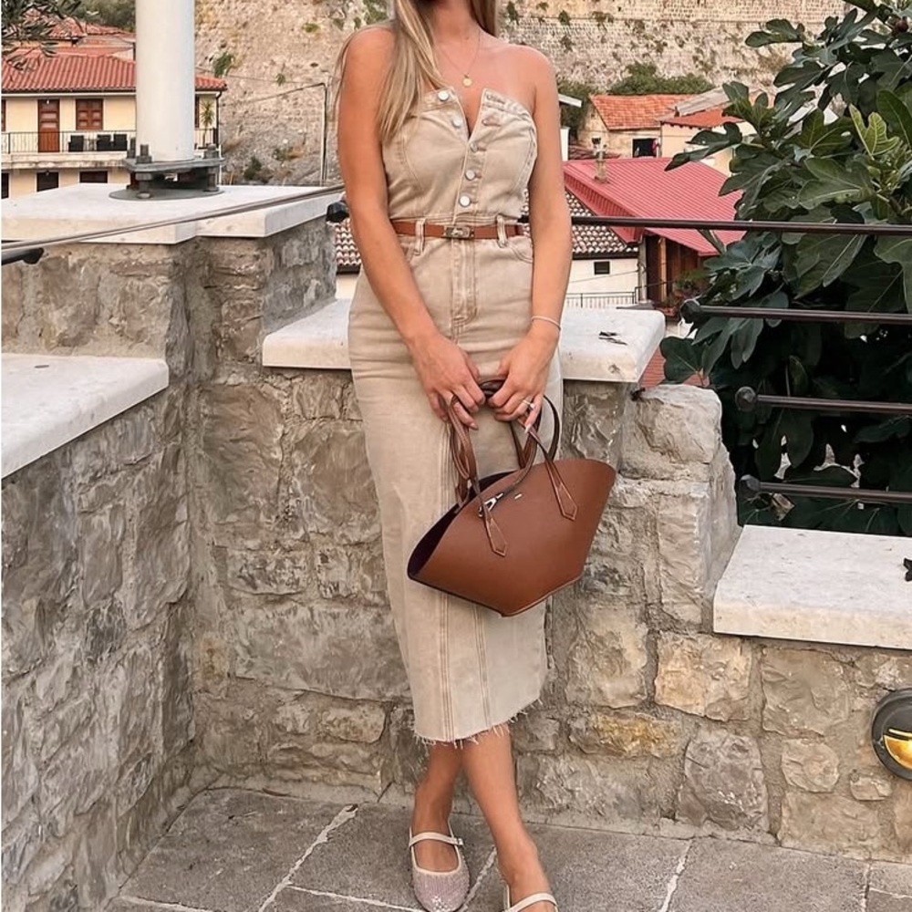 Sincerely Jules Beige Smocked Detail Top